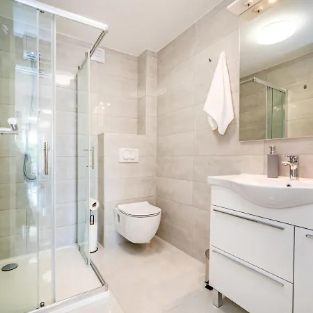 Ilux By Interhome