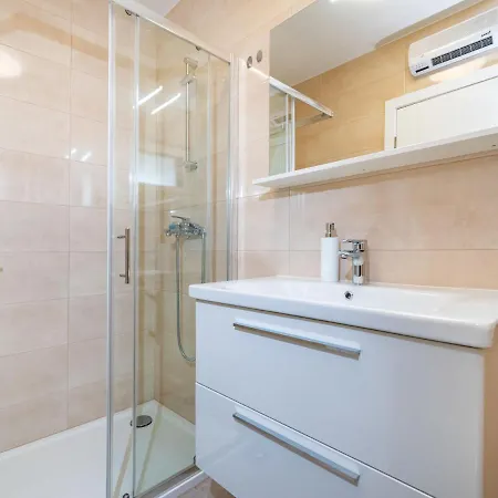 Ilux By Interhome Appartement Novigrad (Dalmatia)