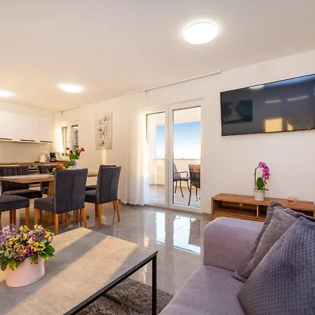 Appartement Ilux By Interhome